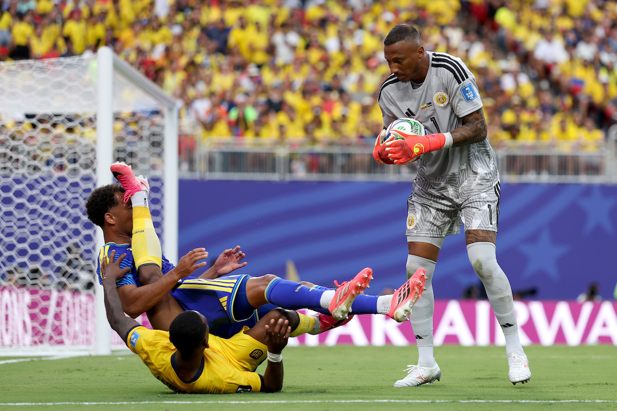 Eloy Room catches the ball against Ecuador during Curaçao's historic 2026 World Cup match